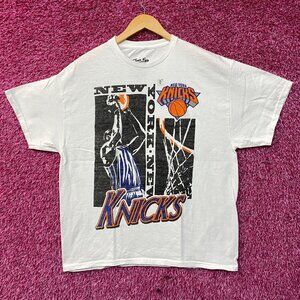 Junk Food Clothing New York Knicks Jump Shot T-Shirt Large